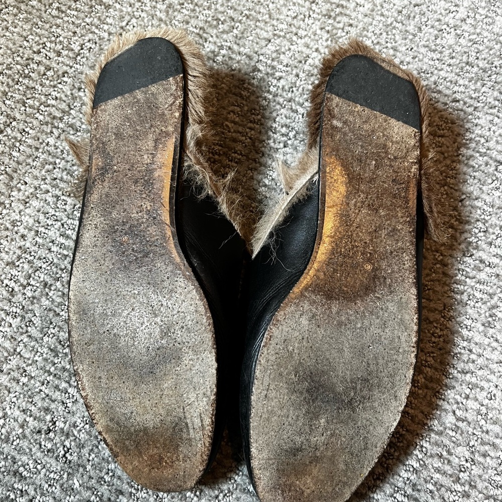 Gucci Princetown Black Leather Loafers with Gold Accents - Picture 5 of 9